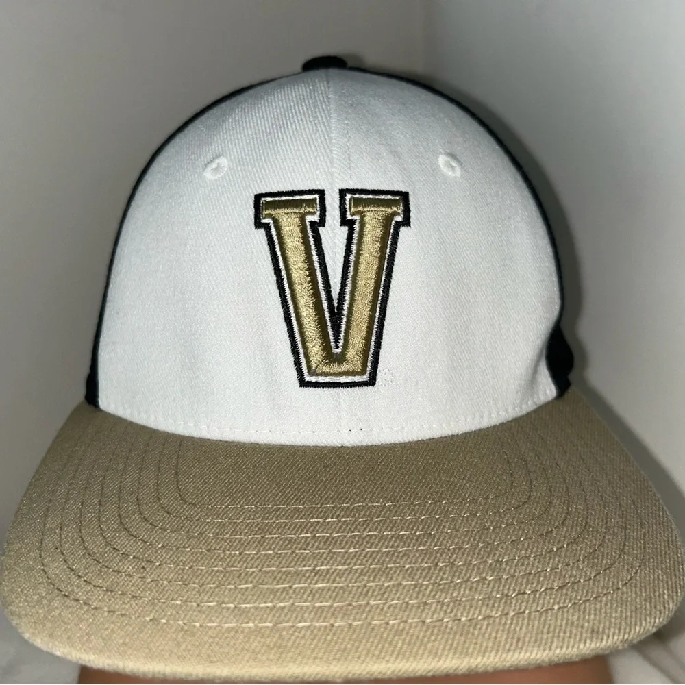 Zephyr‎ Vanderbilt University Commodores 2Fit Ball Cap M/L